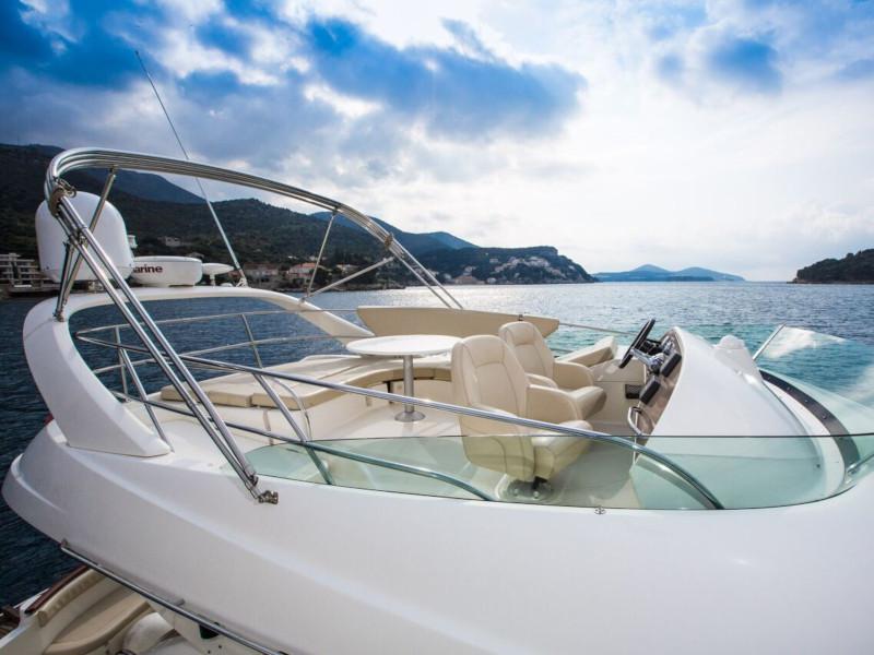 Book yachts online - motorboat - Prestige 42 - Marko - rent