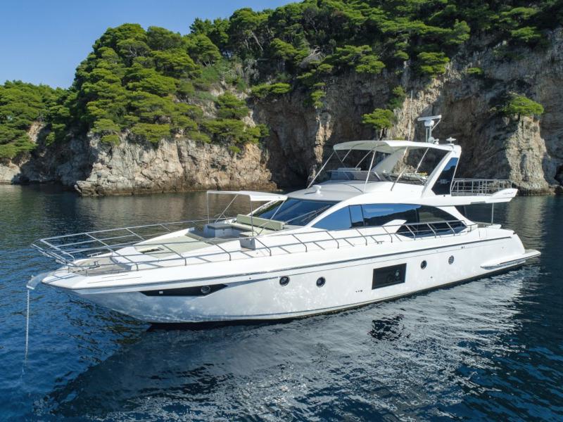 Book yachts online - motorboat - Azimut 66 - Tamara II - rent