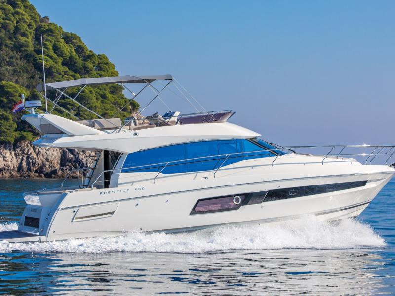 Book yachts online - motorboat - Prestige 460 - Marko I - rent