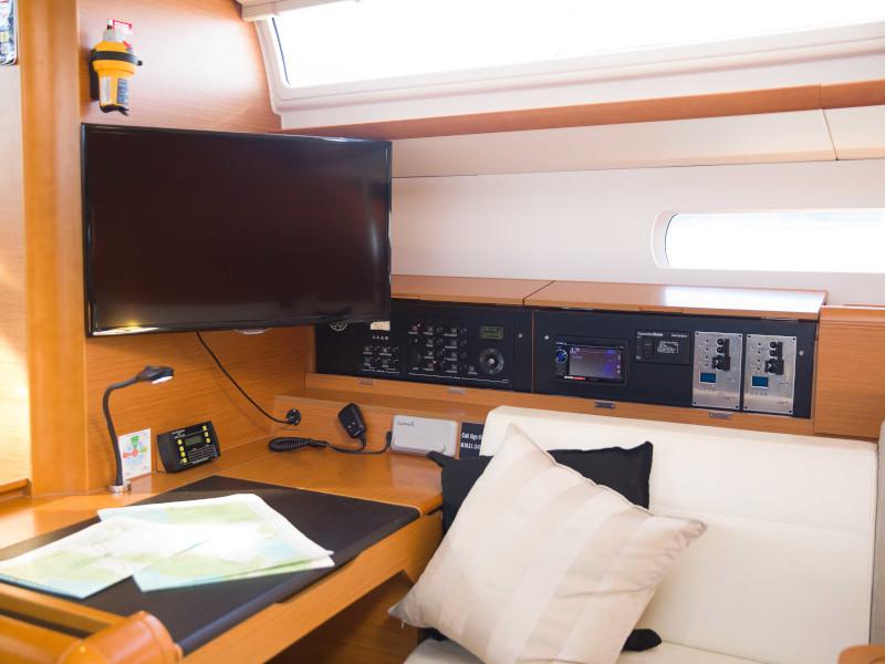 Book yachts online - sailboat - Sun Odyssey 509 - YOLO - rent