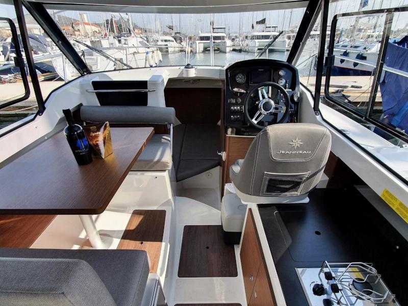 Book yachts online - motorboat - Merry Fisher 795 - Nemo - rent