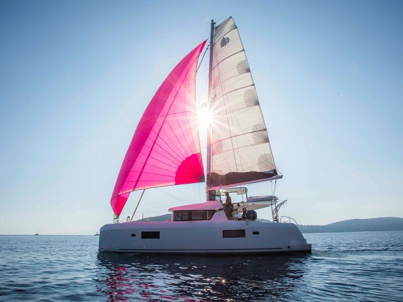 Book yachts online - catamaran - Lagoon 42 - Avocado - rent