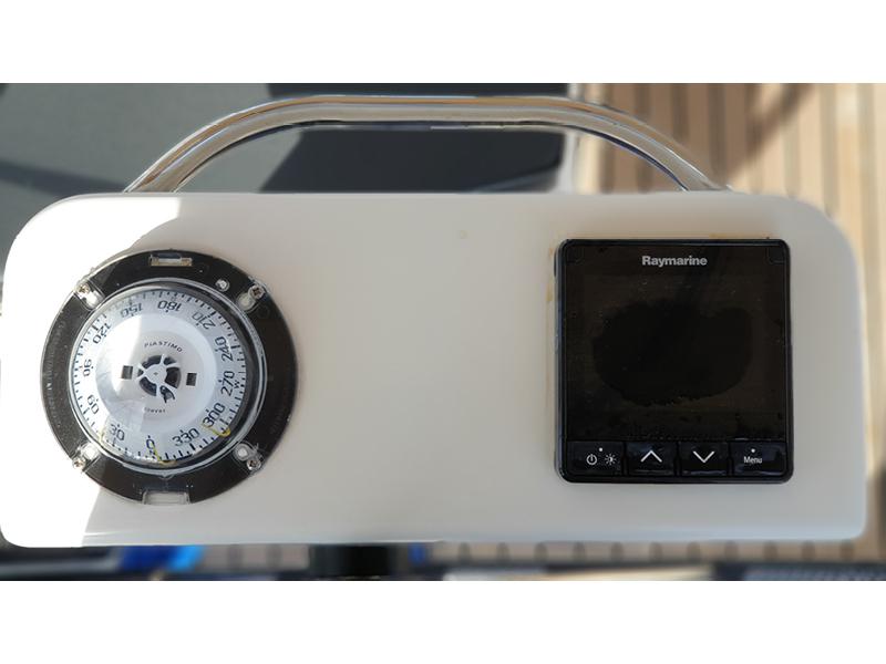 Book yachts online - sailboat - Dufour 360 Grand Large - Layla - rent