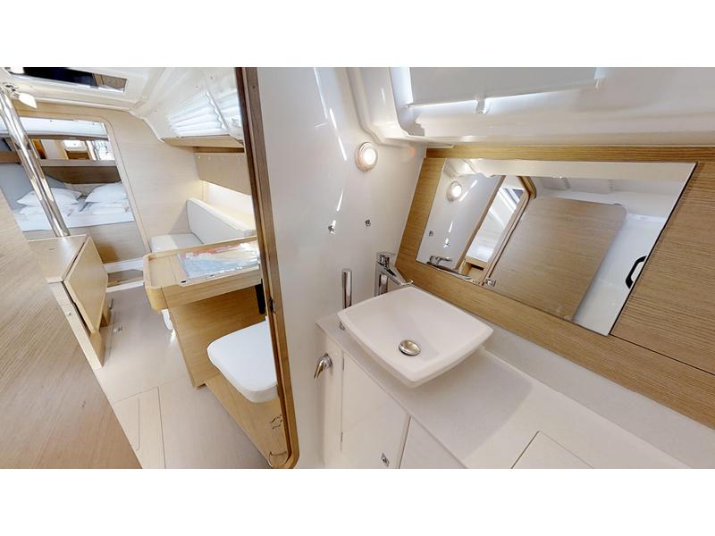 Book yachts online - sailboat - Dufour 360 Grand Large - Layla - rent