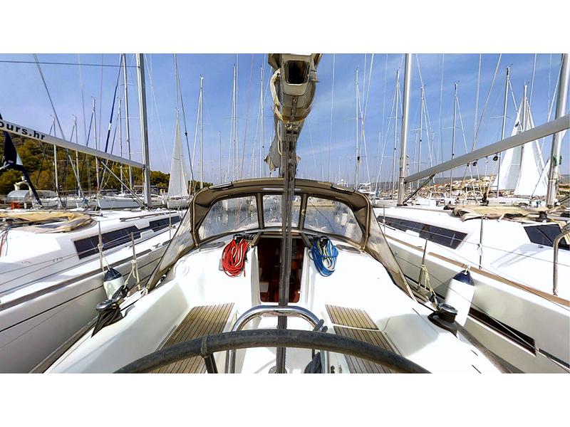 Book yachts online - sailboat - Dufour 34 Performance - Una FB  - rent
