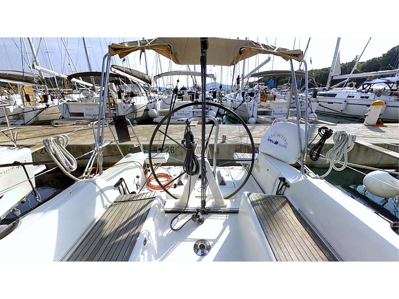 Book yachts online - sailboat - Dufour 34 Performance - Una FB  - rent