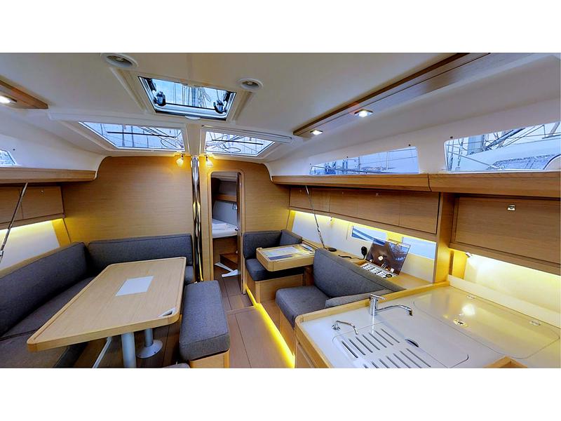 Book yachts online - sailboat - Dufour 412 Grand large - Sofia - rent