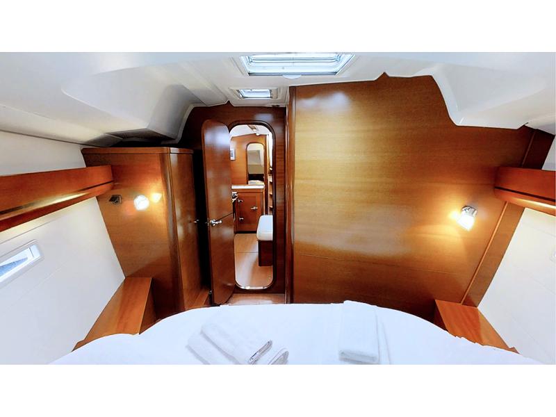 Book yachts online - sailboat - Dufour 405 Grand Large - Bella FB  - rent