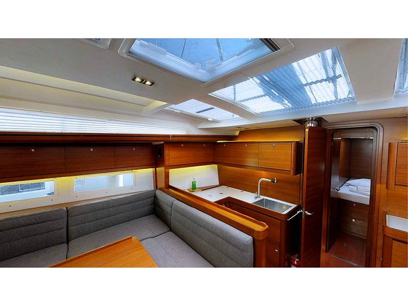Book yachts online - sailboat - Dufour 512 Grand Large - Legato - rent