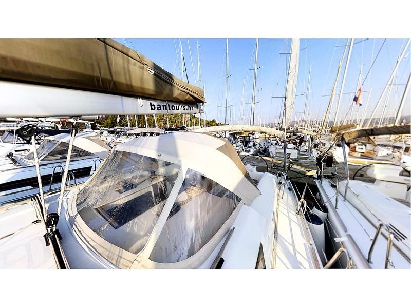 Book yachts online - sailboat - Dufour 512 Grand Large - Legato - rent
