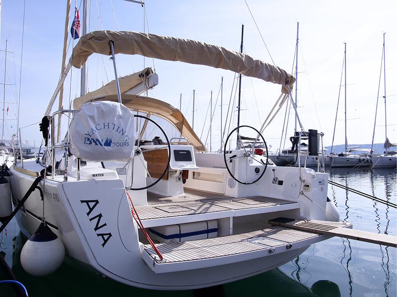 Book yachts online - sailboat - Dufour 410 Grand Large - Ana FB - rent