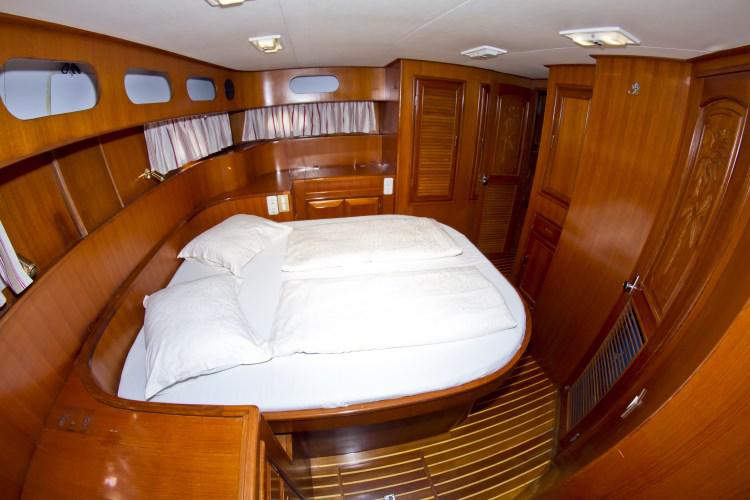 Book yachts online - motorboat - Staryacht 1670 - Holiday  - rent