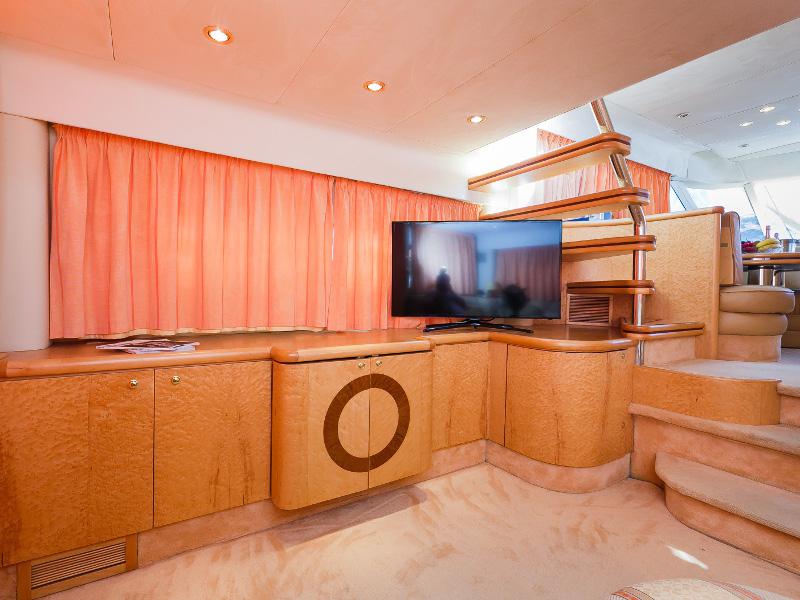 Book yachts online - motorboat - Fairline 65 Squadron - Sunshine MBL - rent