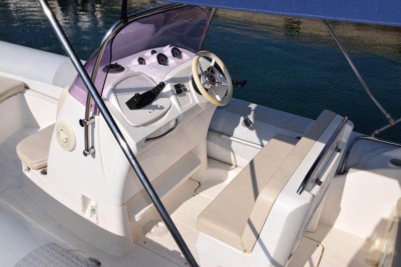 Book yachts online - motorboat - Brig Eagle 645 - Sunshine - rent
