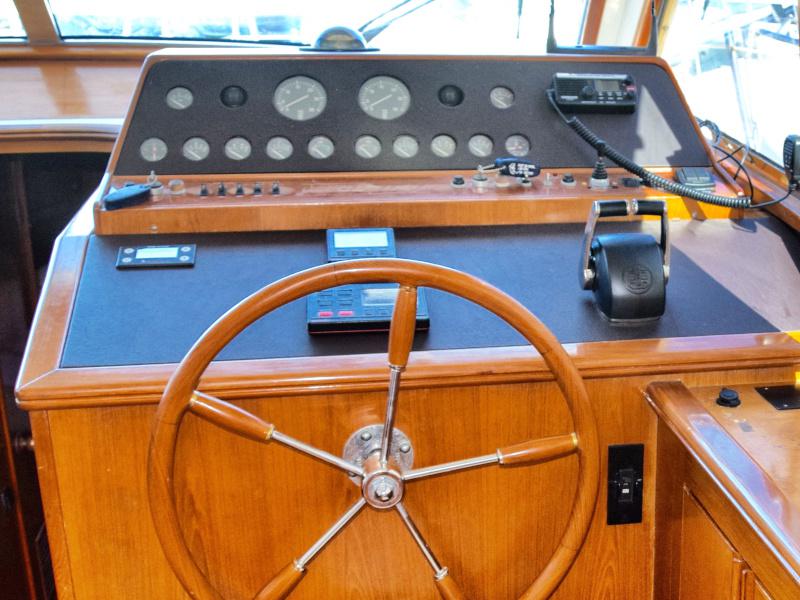 Book yachts online - motorboat - Yaretti 1570 Heck - Grazia - rent