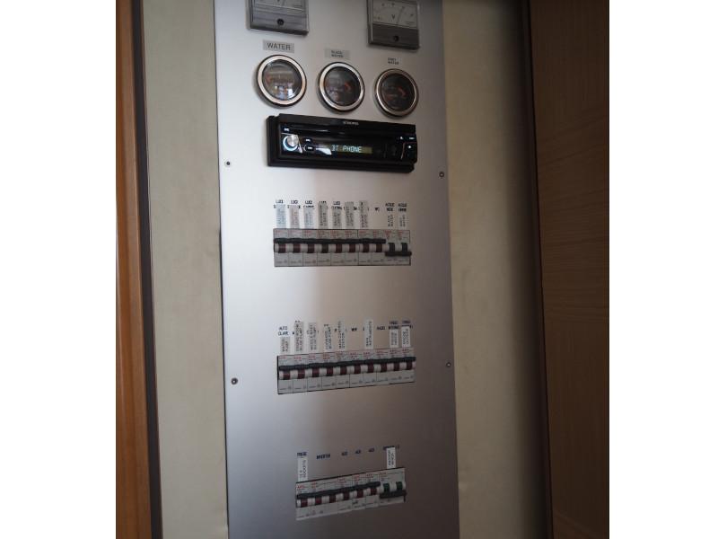 Book yachts online - motorboat - Alena 54 - Solo 1 - rent