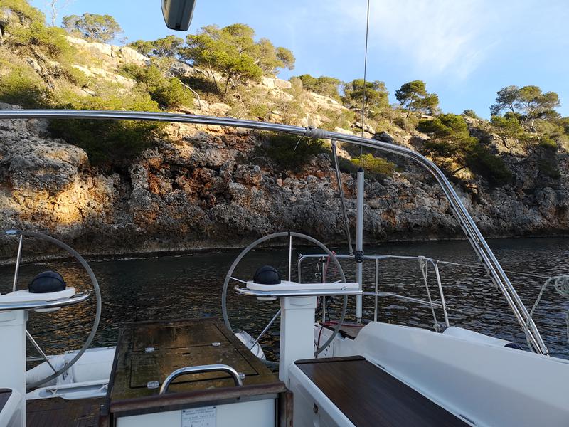 Book yachts online - sailboat - Bavaria Cruiser 45 - Eva - rent