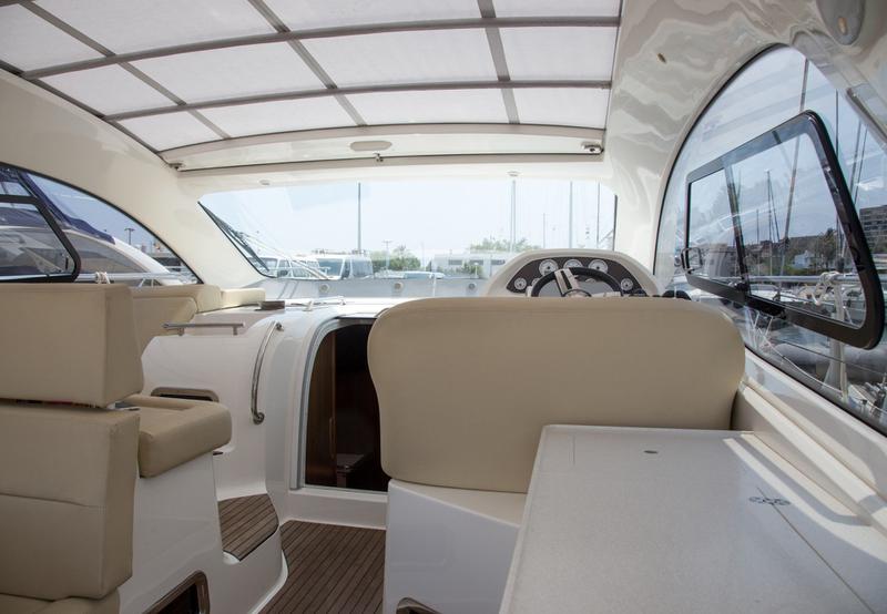 Book yachts online - motorboat - Bavaria 43 HT Sport - Gustel - rent