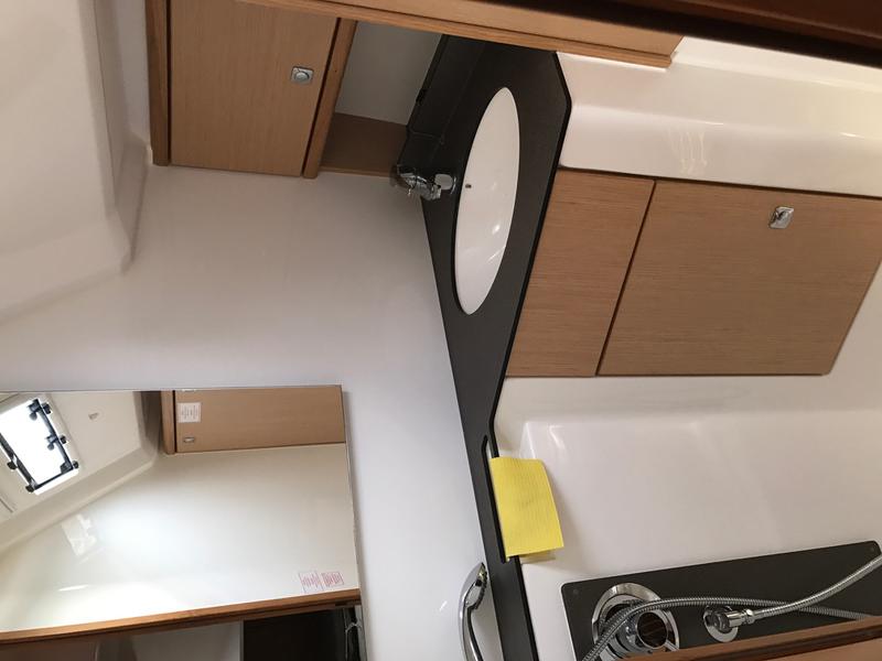 Book yachts online - sailboat - Bavaria Cruiser 46 - Libertá (Modell 2016, boated 2016) - rent