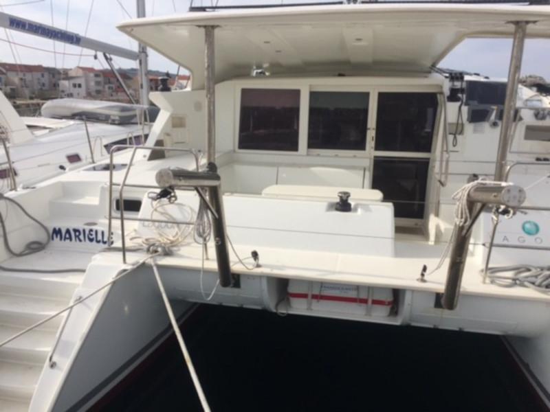 Book yachts online - catamaran - Lagoon 421 - Marielle - rent