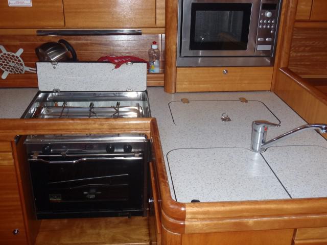 Book yachts online - sailboat - Bavaria 38 Cruiser - Marge ( in water from 2012 ) - rent