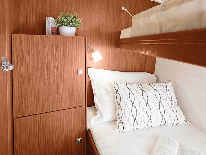 Book yachts online - sailboat - Bavaria Cruiser 51 - Jozefina - rent