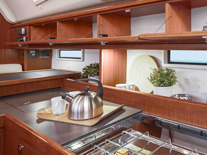 Book yachts online - sailboat - Bavaria Cruiser 51 - Jozefina - rent