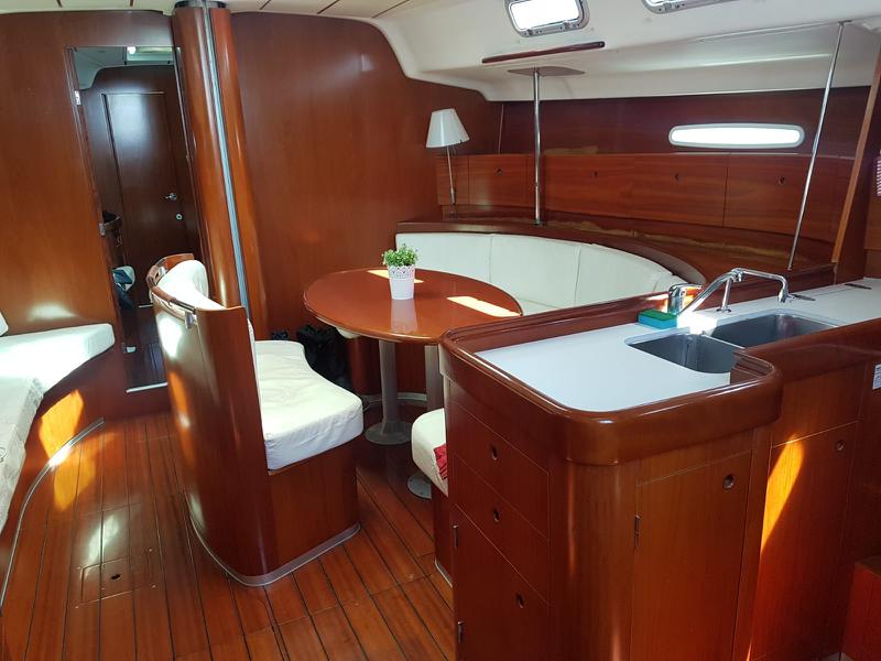 Book yachts online - sailboat - First 47.7 - FRANKO II - rent