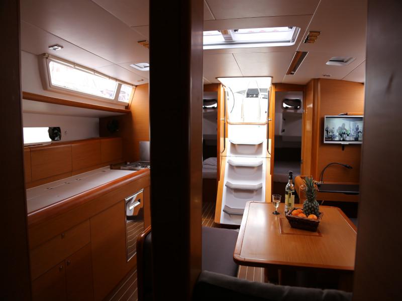 Book yachts online - sailboat - Sun Odyssey 479 - Manci - rent