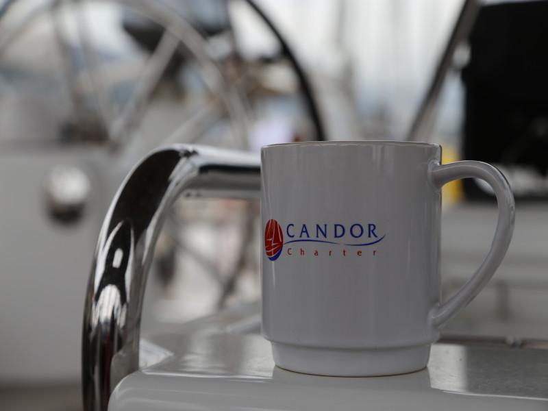 Book yachts online - sailboat - Sun Odyssey 479 - Manci - rent