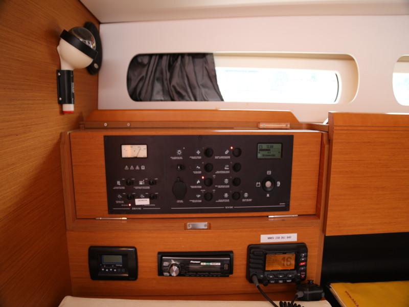 Book yachts online - sailboat - Sun Odyssey 409 - Miu Miu - rent