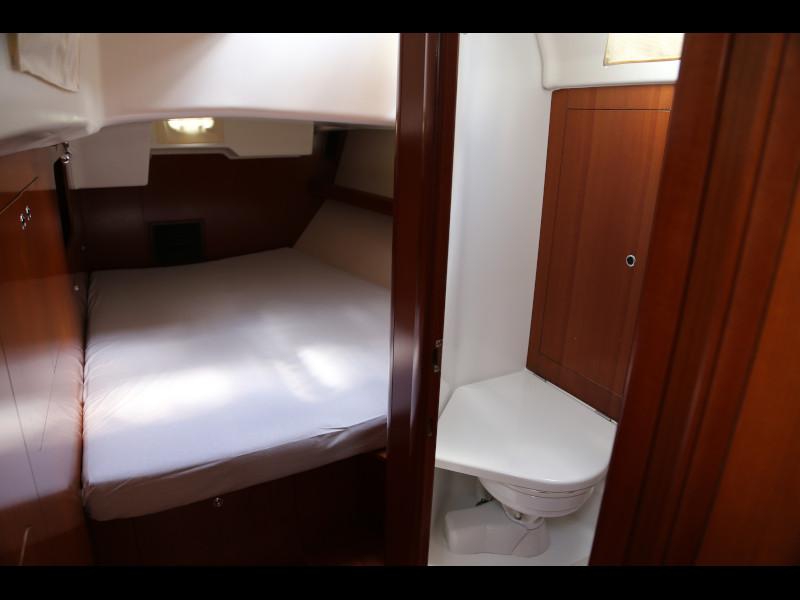 Book yachts online - sailboat - Beneteau Oceanis 523 - Cobra Murra - rent