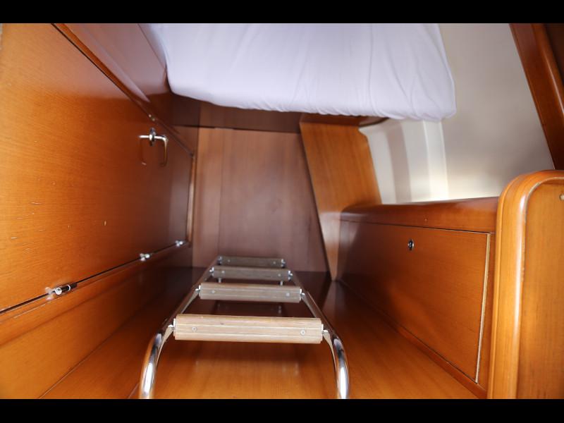 Book yachts online - sailboat - Beneteau Oceanis 523 - Cobra Murra - rent