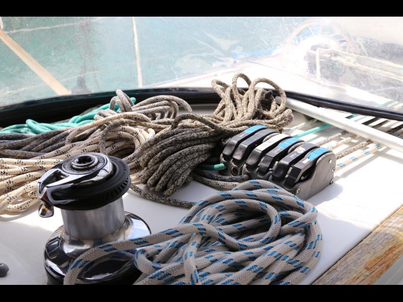 Book yachts online - sailboat - Beneteau Oceanis 523 - Cobra Murra - rent