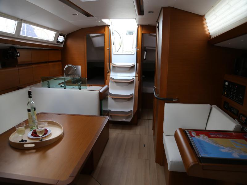 Book yachts online - sailboat - Sun Odyssey 419 - Kandur II  - rent