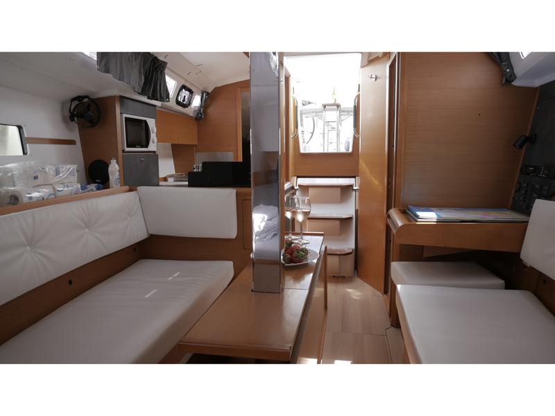 Book yachts online - sailboat - Sun Odyssey 349 - Cica - rent