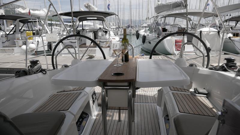 Book yachts online - sailboat - Sun Odyssey 349 - Cica - rent
