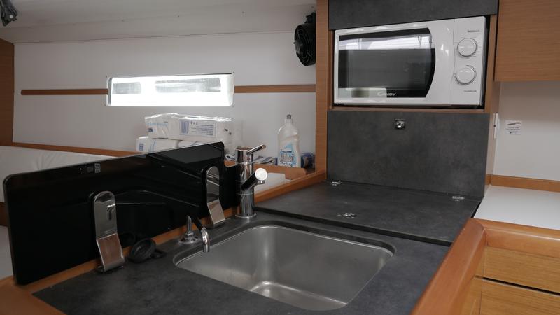 Book yachts online - sailboat - Sun Odyssey 349 - Cica - rent