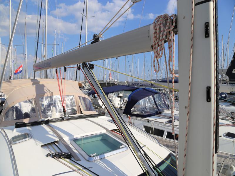 Book yachts online - sailboat - Sun Odyssey 49 DS - Sea Dancer  - rent