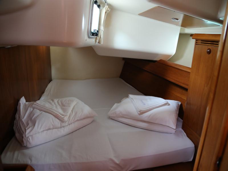 Book yachts online - sailboat - Sun Odyssey 45 - Emily  - rent