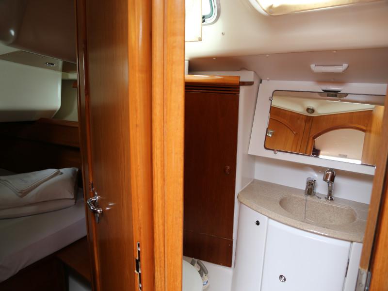 Book yachts online - sailboat - Sun Odyssey 45 - Emily  - rent