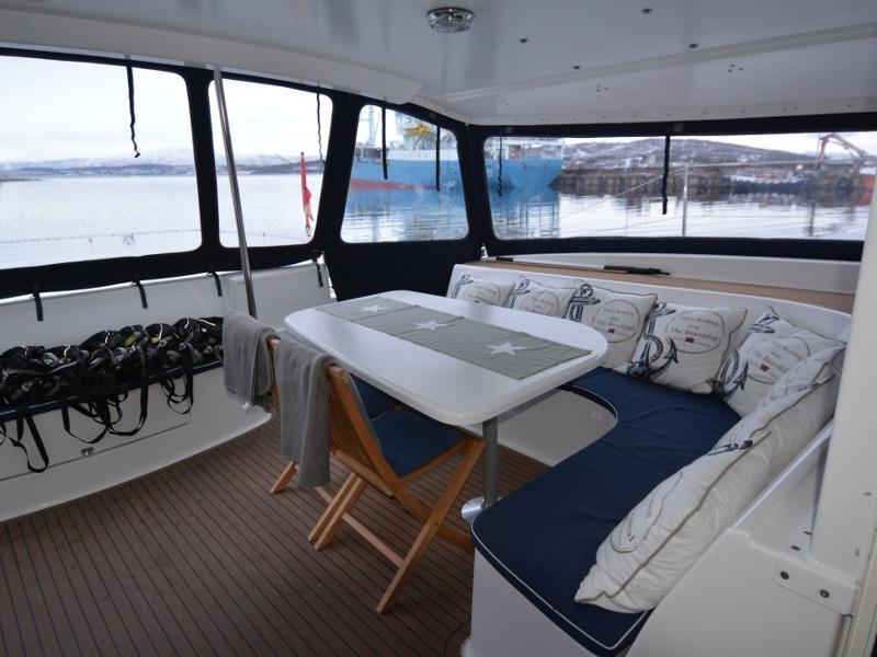 Book yachts online - catamaran - Salina 48 - Arctic Aurora - rent