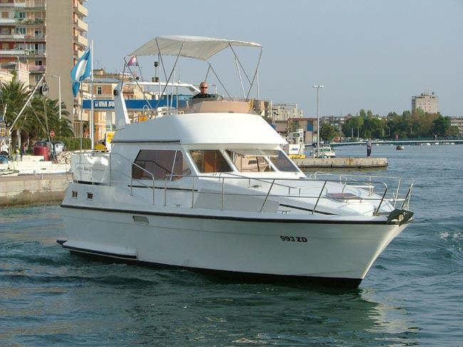 Book yachts online - motorboat - Atlantic 37 - Anita - rent