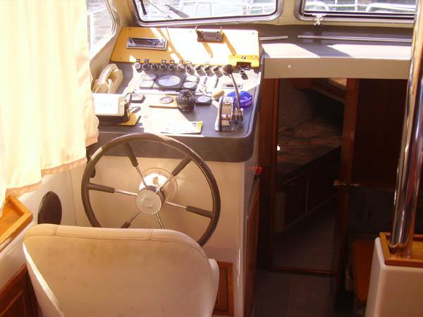 Book yachts online - motorboat - Atlantic 37 - Anita - rent