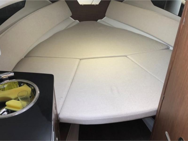 Book yachts online - motorboat - Cap Camarat 7.5 WA SERIE 2 - 4US - rent