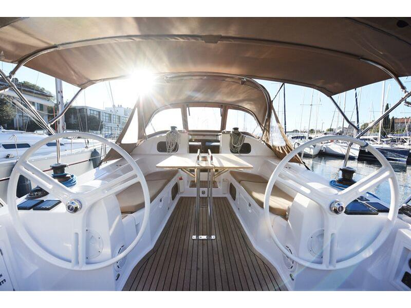 Book yachts online - sailboat - Elan 40 Impression - Vili - new sails 2021. - rent