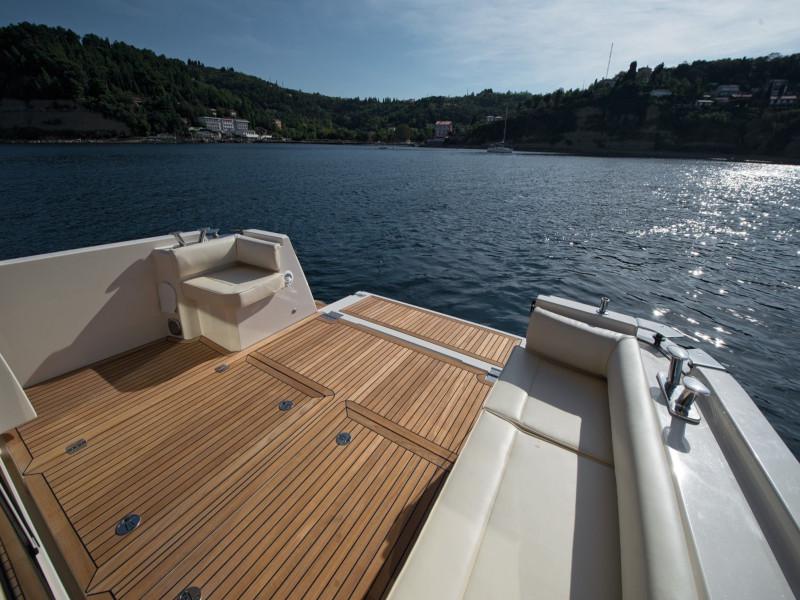 Book yachts online - motorboat - Greenline 39 - MAR - rent