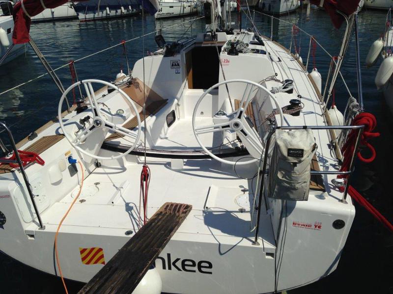 Book yachts online - sailboat - Elan 350 - Yankee - rent