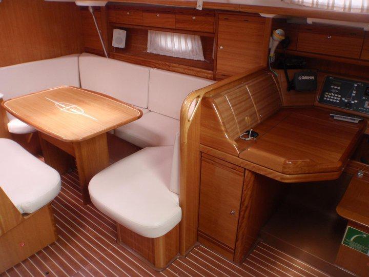 Book yachts online - sailboat - Bavaria 46 Cruiser - ARGOSY - rent