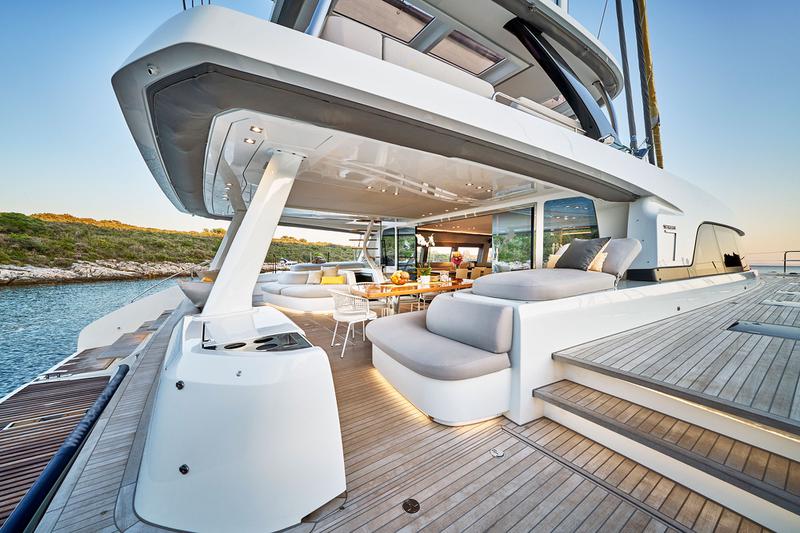 Book yachts online - catamaran - Lagoon Seventy 7 - ADRIATIC DRAGON - rent